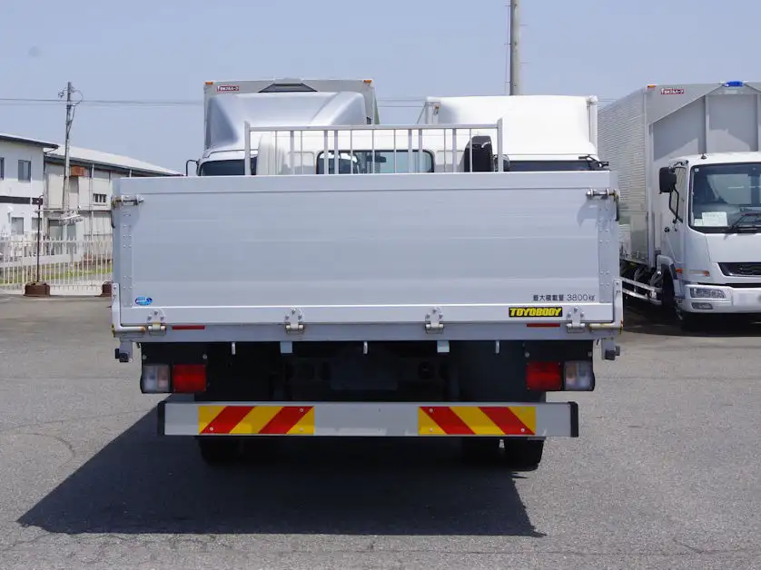 日野 レンジャー 中型/増トン 平ボディ アルミブロック 2KG-FC2ABAの中古トラック画像4