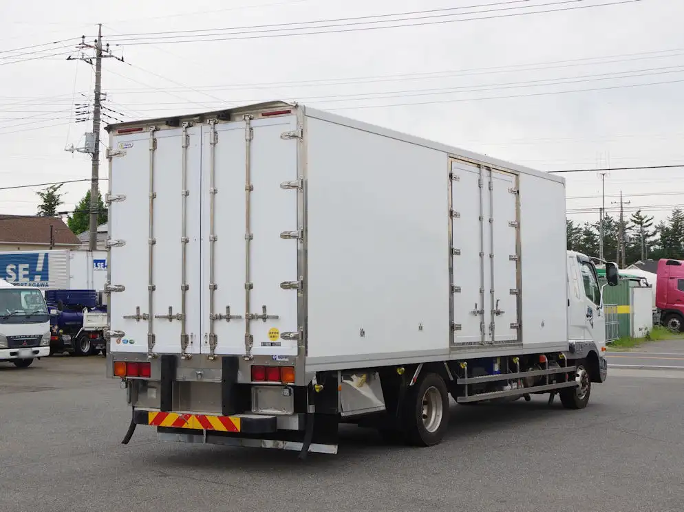 三菱 ファイター 中型/増トン 冷凍冷蔵 低温 スタンバイの中古トラック画像3