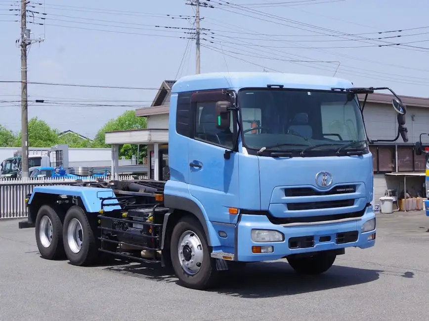 日産UD クオン 大型 アームロール ツインホイスト ベッドの中古トラック画像2