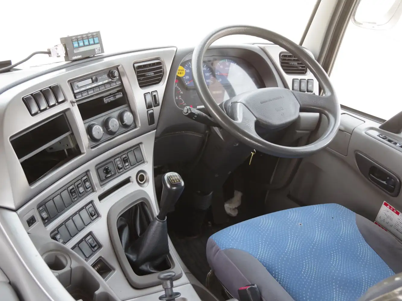 日産UD クオン 大型 アームロール ツインホイスト ベッドの中古トラック画像11