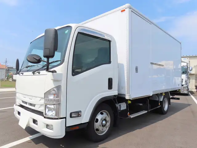 いすゞ エルフ 小型 アルミバン サイドドア 3枚観音 の中古トラック【車両No.188887】