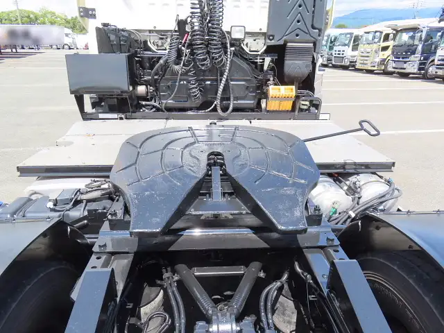 いすゞ ギガ 大型 トラクター ハイルーフ 1デフの中古トラック画像8