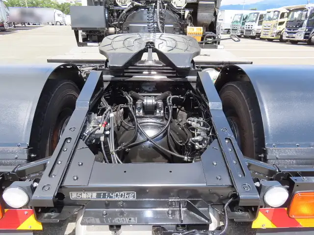 いすゞ ギガ 大型 トラクター ハイルーフ 1デフの中古トラック画像9