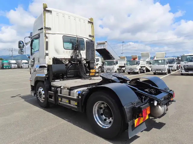 いすゞ ギガ 大型 トラクター ハイルーフ 1デフの中古トラック画像6
