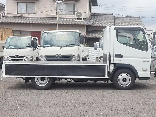 三菱 キャンター 小型 平ボディ 床鉄板 2TG-FBA00の中古トラック画像7