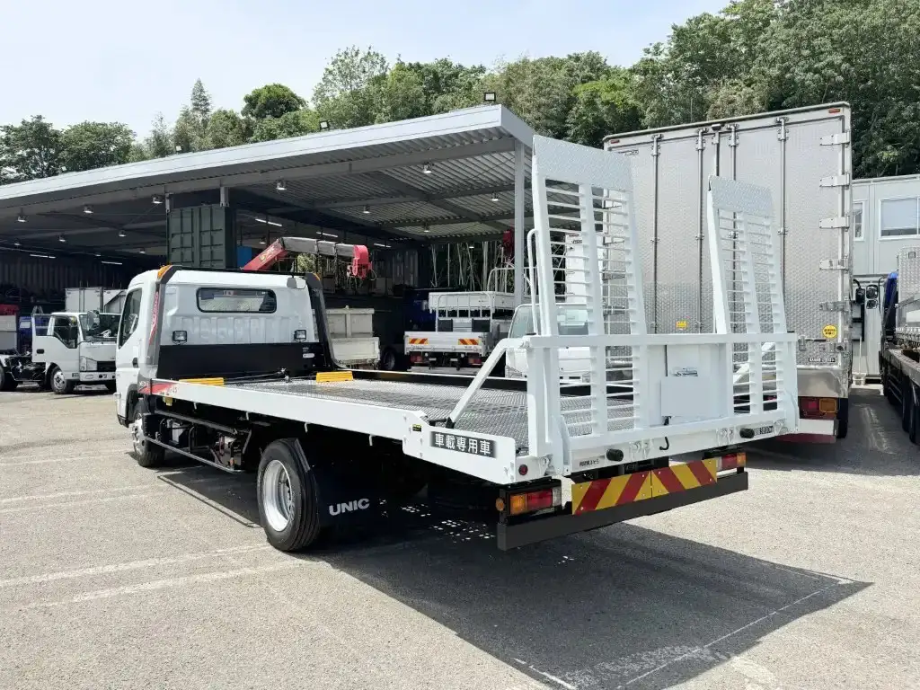 三菱 キャンター 小型 車両重機運搬 ラジコン ウインチの中古トラック画像4