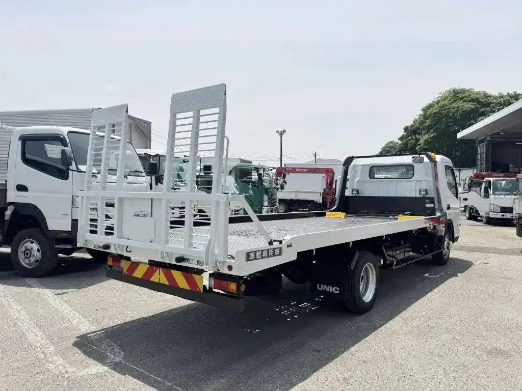 三菱 キャンター 小型 車両重機運搬 ラジコン ウインチの中古トラック画像3