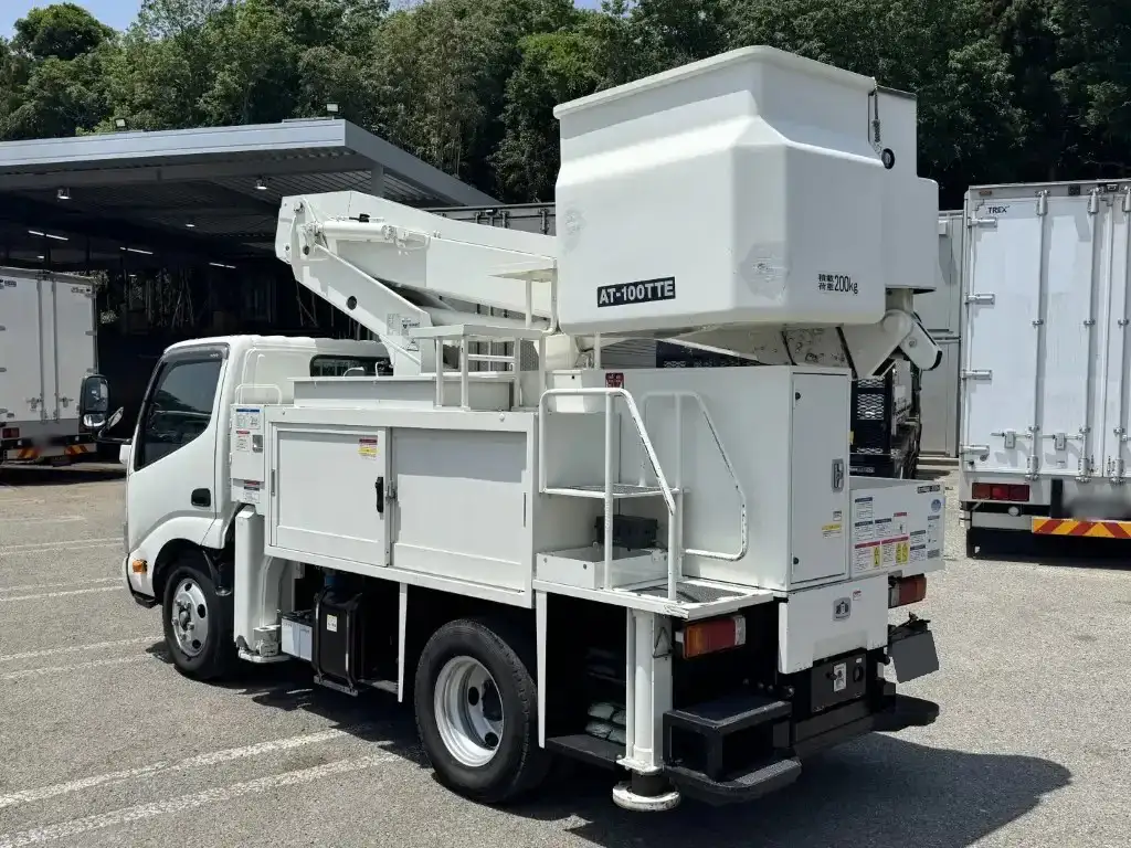 日野 デュトロ 小型 高所・建柱車 高所作業車 電工仕様の中古トラック画像4