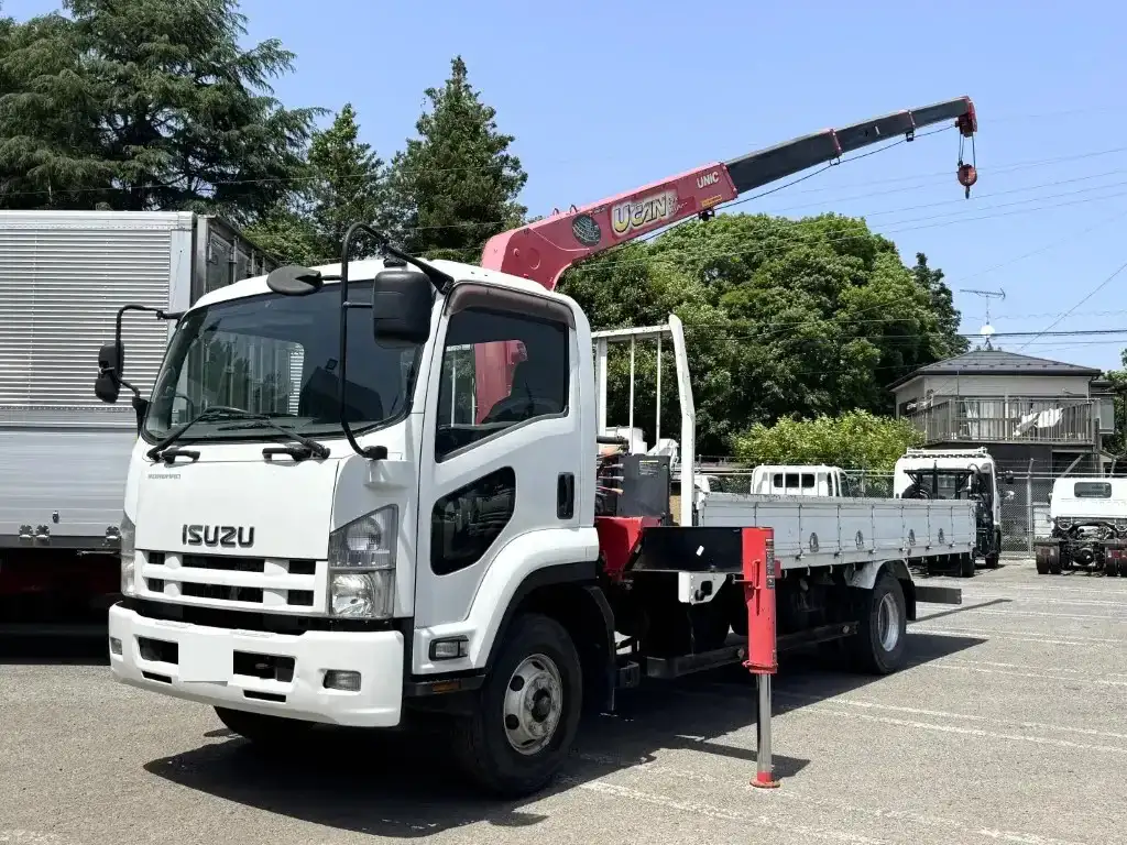 いすゞ フォワード 中型/増トン クレーン付 4段 ラジコンの中古トラック画像1