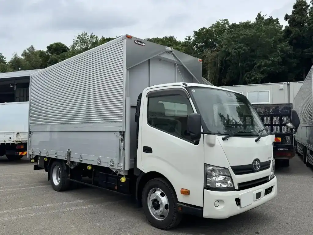 トヨタ ダイナ 小型 ウイング パワーゲート TPG-XZU712の中古トラック画像2