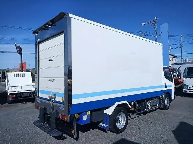 三菱 キャンター 小型 冷凍冷蔵 低温 スタンバイの中古トラック画像2