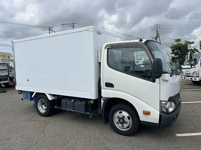 日野 デュトロ 小型 冷凍冷蔵 低温 スタンバイの中古トラック画像2