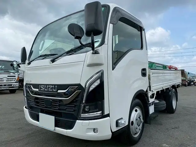 いすゞ エルフ 小型 平ボディ 2RG-NKR88AF R6 の中古トラック【車両No.188632】