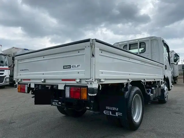 いすゞ エルフ 小型 平ボディ 2RG-NKR88AF R6の中古トラック画像3