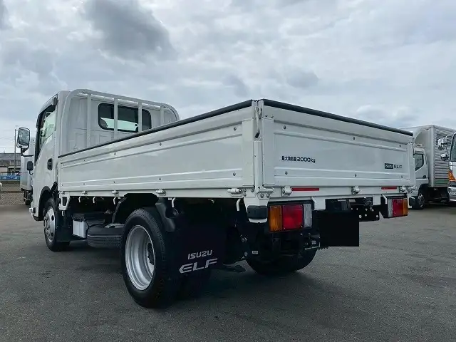 いすゞ エルフ 小型 平ボディ 2RG-NKR88AF R6の中古トラック画像4