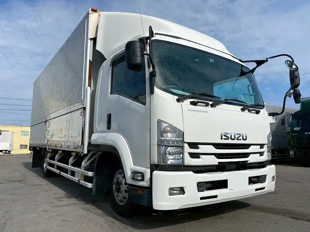いすゞ フォワード 中型/増トン ウイング ベッド TKG-FRR90S2の中古トラック画像2