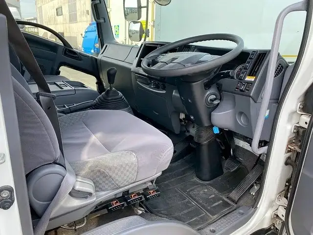 いすゞ フォワード 中型/増トン ウイング ベッド TKG-FRR90S2の中古トラック画像13