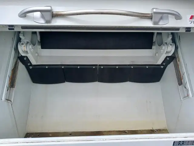 三菱 キャンター 小型 パッカー車 プレス式 2RG-FEAV0の中古トラック画像5