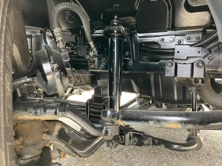 いすゞ ギガ 大型 タンク車 バルク QKG-CYL77Bの中古トラック画像像17