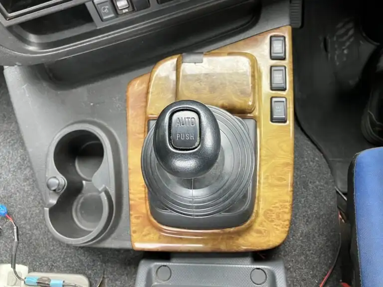 いすゞ ギガ 大型 トラクター ハイルーフ 1デフの中古トラック画像15