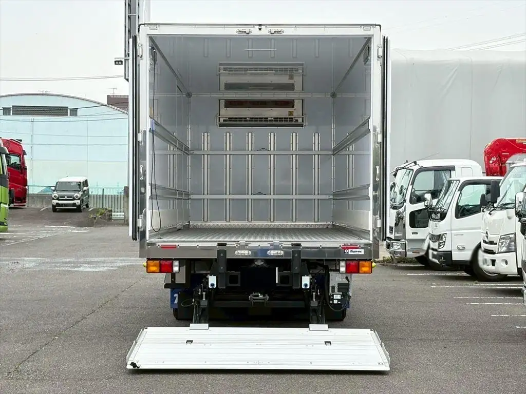 三菱 ファイター 中型/増トン 冷凍冷蔵 低温 パワーゲートの中古トラック画像7
