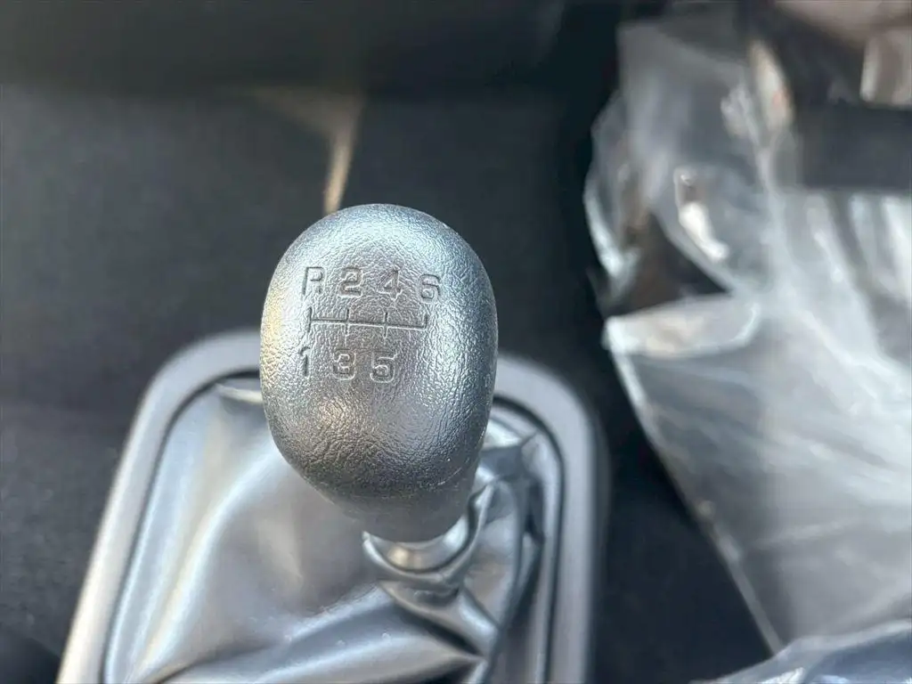 三菱 ファイター 中型/増トン パッカー車 プレス式 ベッドの中古トラック画像16