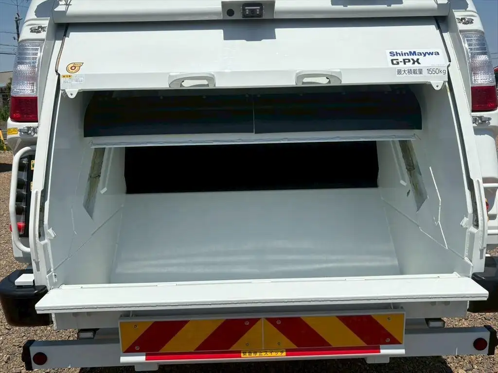 三菱 ファイター 中型/増トン パッカー車 プレス式 ベッドの中古トラック画像11