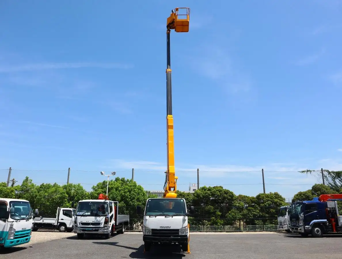いすゞ エルフ 小型 高所・建柱車 高所作業車 BDG-NKR85Nの中古トラック画像12