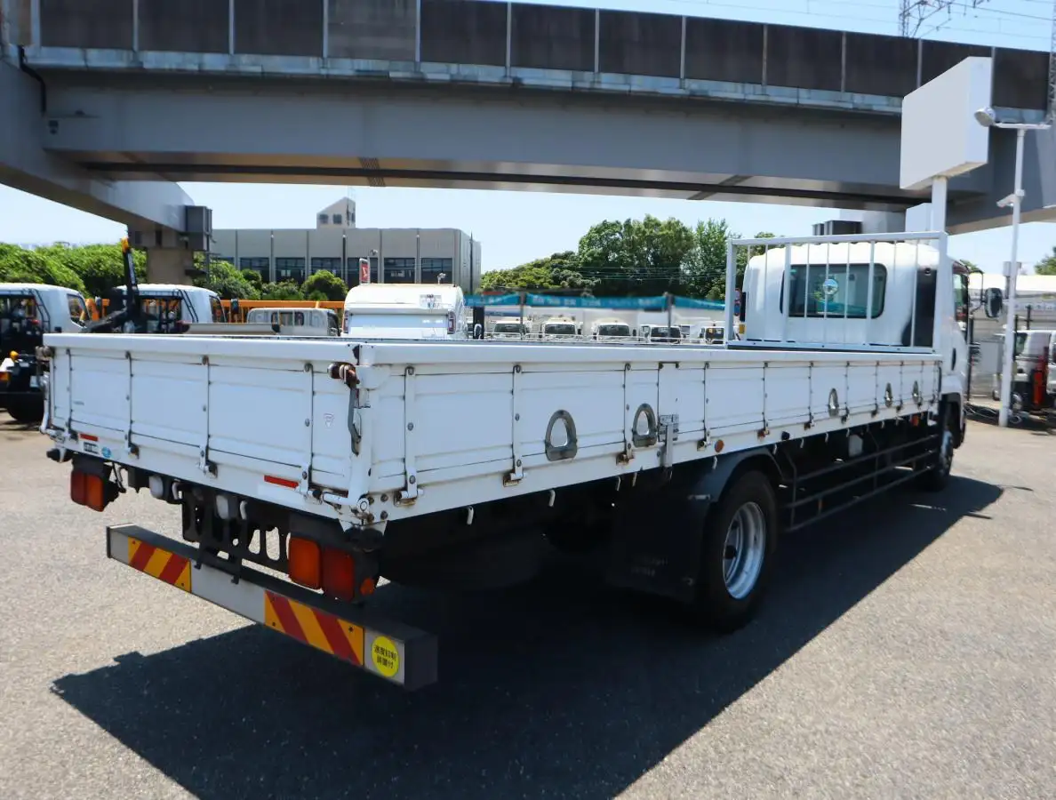 いすゞ フォワード 中型/増トン 平ボディ ベッド LPG-FTR90S2の中古トラック画像3