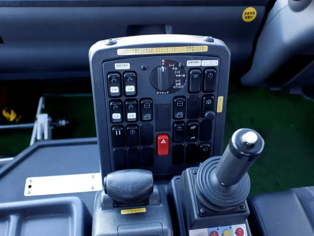 輸入車・その他 輸入車その他 中型/増トン クレーン付 ヒアブ パワーゲートの中古トラック画像16