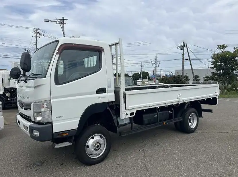 三菱 キャンター 小型 平ボディ TKG-FGB70 H26の中古トラック画像1