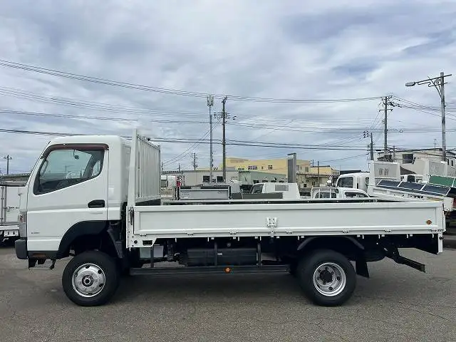 三菱 キャンター 小型 平ボディ TKG-FGB70 H26の中古トラック画像5