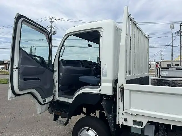 三菱 キャンター 小型 平ボディ TKG-FGB70 H26の中古トラック画像12
