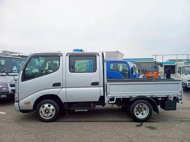 トヨタ ダイナ 小型 平ボディ Wキャブ 2DG-GDY281の中古トラック画像5