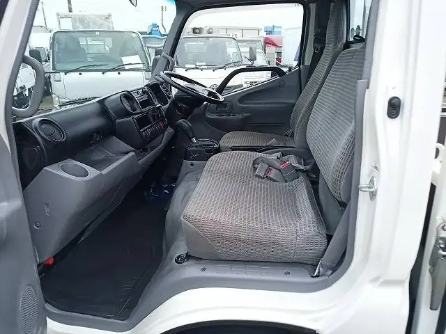 トヨタ トヨエース 小型 平ボディ TKG-XZC600 H29の中古トラック画像12