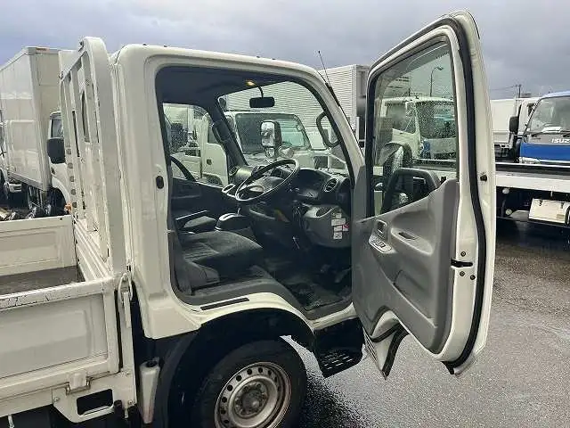 トヨタ ダイナ 小型 平ボディ LDF-KDY281 H31/R1の中古トラック画像11