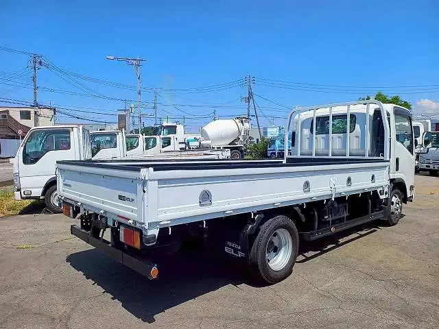 いすゞ エルフ 小型 平ボディ TRG-NPR85AR H30の中古トラック画像3