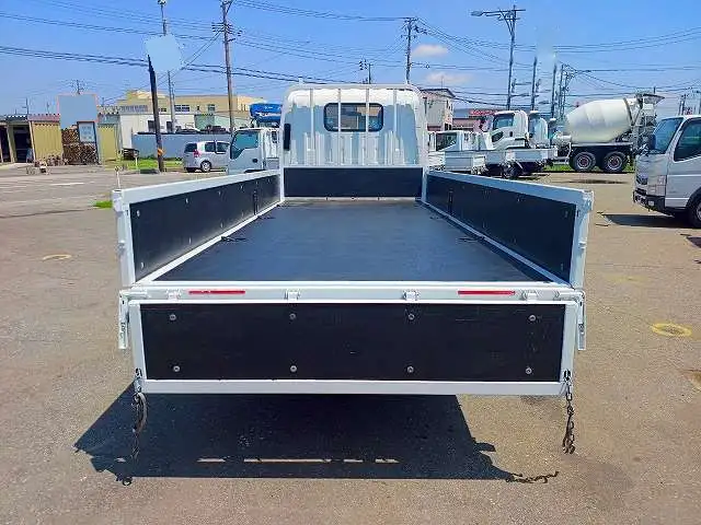 マツダ タイタン 小型 平ボディ 2RG-LMS88AR R2の中古トラック画像6