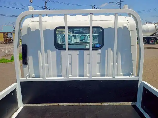 マツダ タイタン 小型 平ボディ 2RG-LMS88AR R2の中古トラック画像10