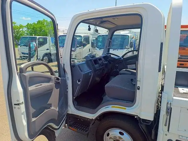 マツダ タイタン 小型 平ボディ 2RG-LMS88AR R2の中古トラック画像12