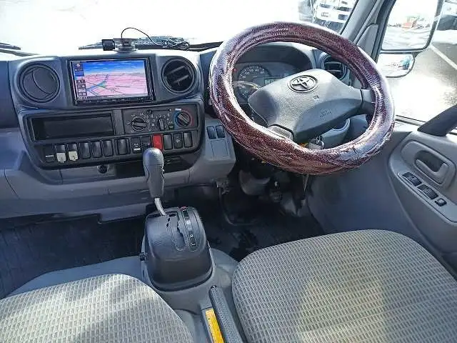 トヨタ ダイナ 小型 平ボディ LDF-KDY281 H31/R1の中古トラック画像13
