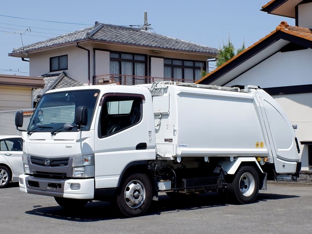 日産UD コンドル 小型 パッカー車