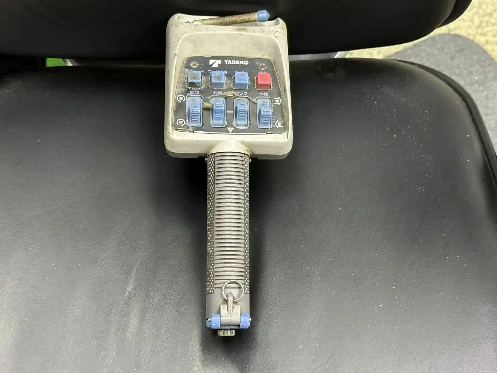 三菱 キャンター 小型 クレーン付 床鉄板 3段の中古トラック画像11