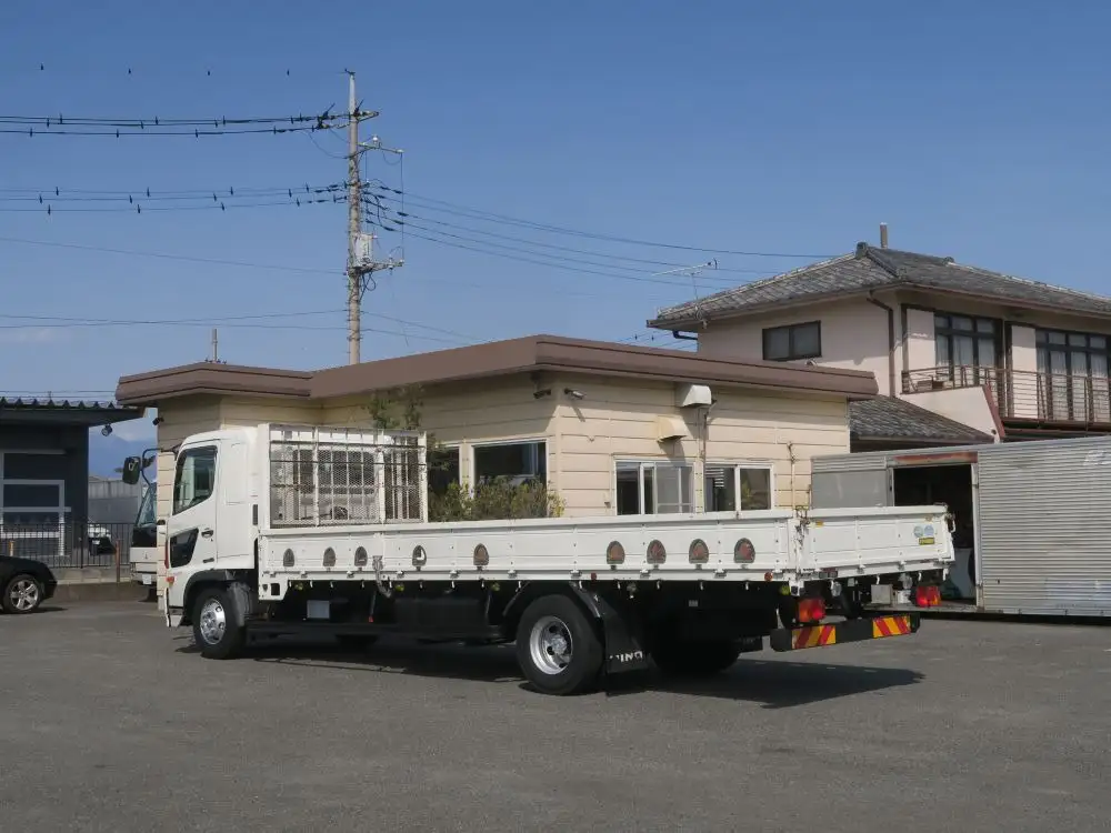 日野 レンジャー 中型/増トン 平ボディ ベッド TKG-FD9JLAAの中古トラック画像6