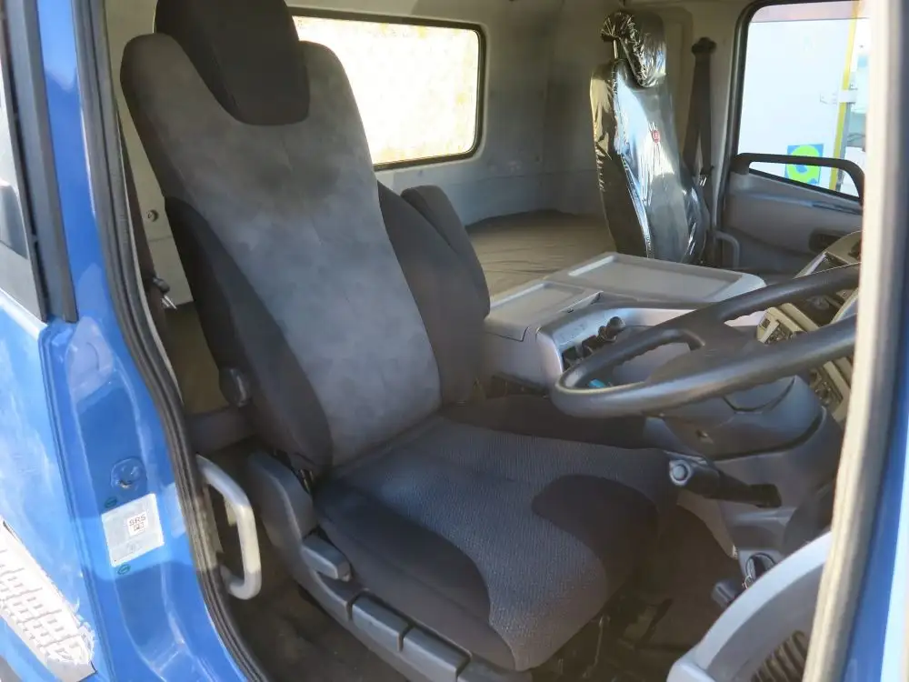 日産UD クオン 大型 トラクター 1デフ エアサスの中古トラック画像12