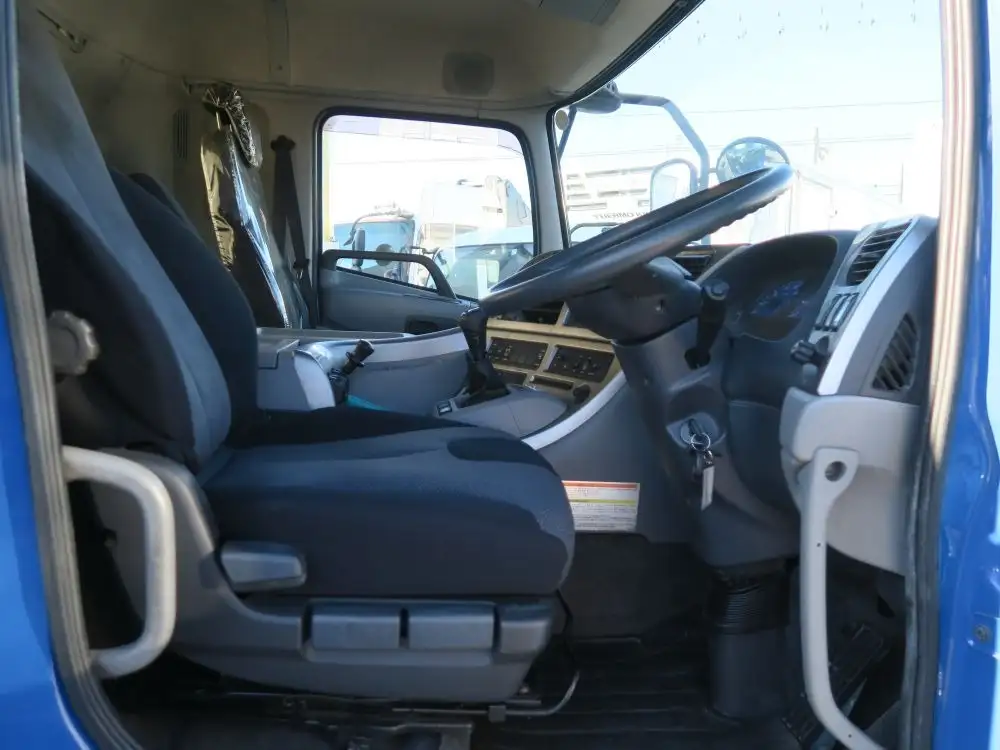 日産UD クオン 大型 トラクター 1デフ エアサスの中古トラック画像13