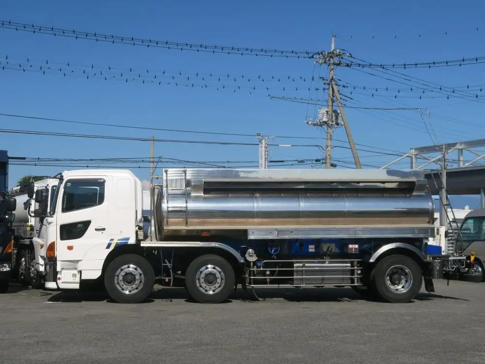 日野 プロフィア 大型 タンク車 ローリー QKG-GN1APBGの中古トラック画像3