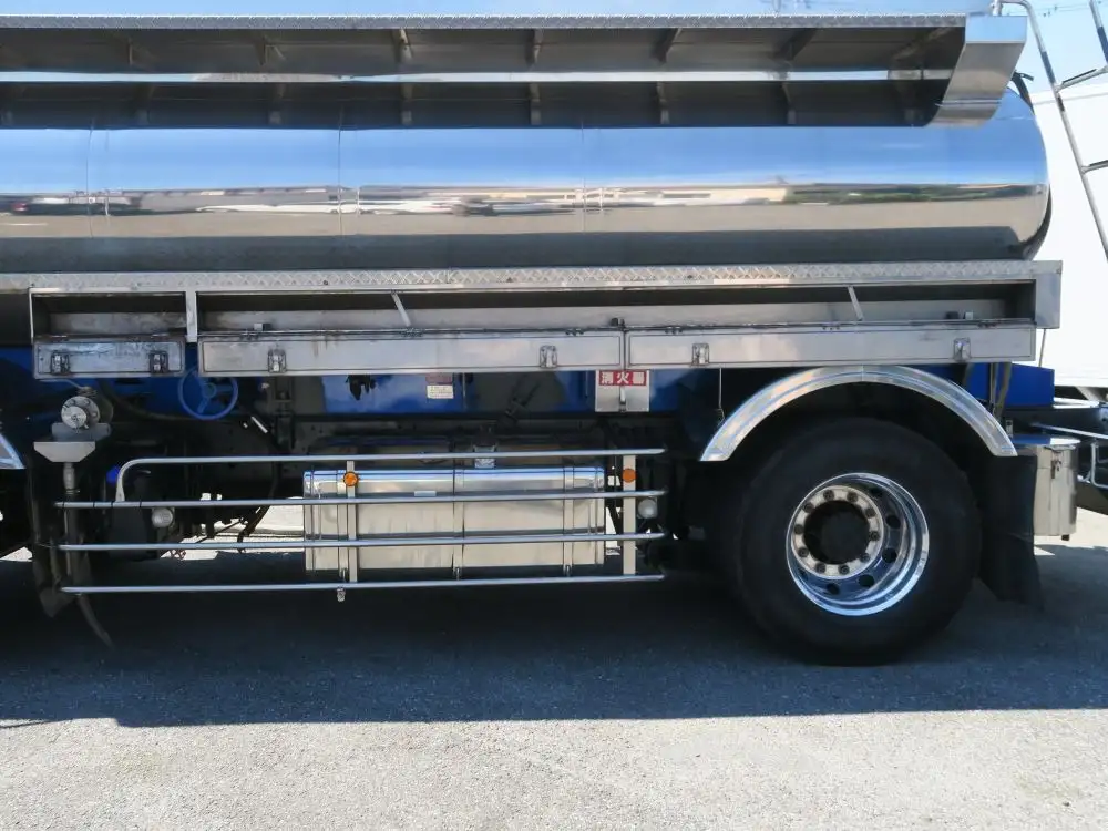 日野 プロフィア 大型 タンク車 ローリー QKG-GN1APBGの中古トラック画像5