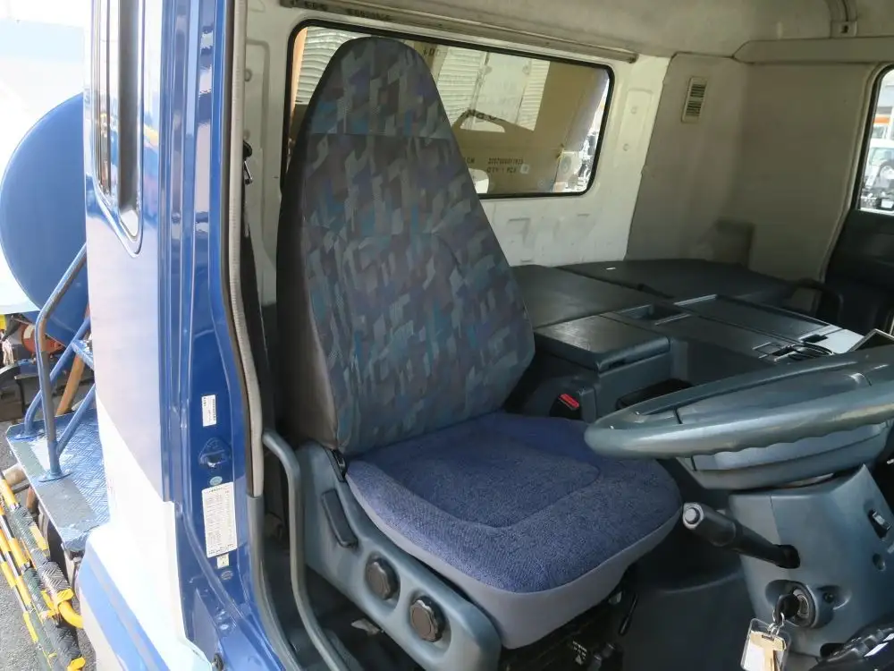 三菱 スーパーグレート 大型 タンク車 ローリー KL-FU50JTZの中古トラック画像13
