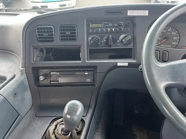 三菱 スーパーグレート 大型 タンク車 ローリー KL-FT50JNYの中古トラック画像像17